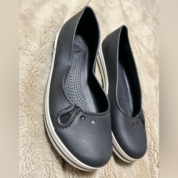 Prima Crocs size 6 - Picture 4 of 9